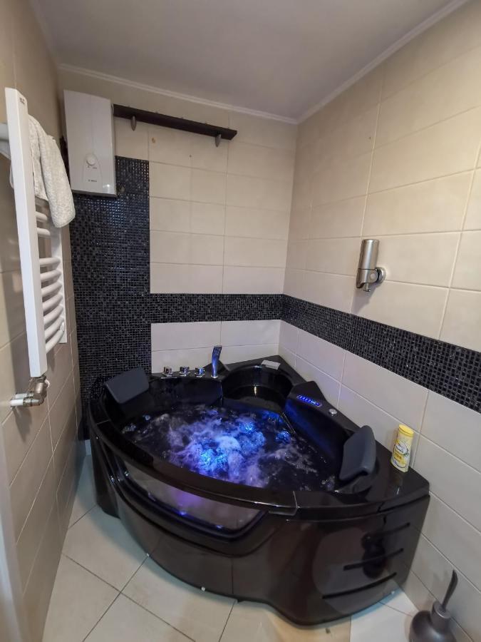 Spa Apartman Red Passion Apartment Beograd Ngoại thất bức ảnh